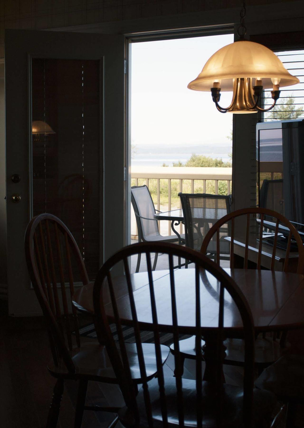 Hôtel Le Voyageur Sept-Îles Extérieur photo